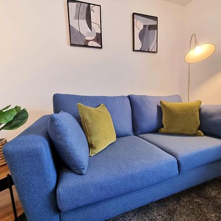 Cosy Apartment Nearby Train Station! Уотфорд Екстериор снимка
