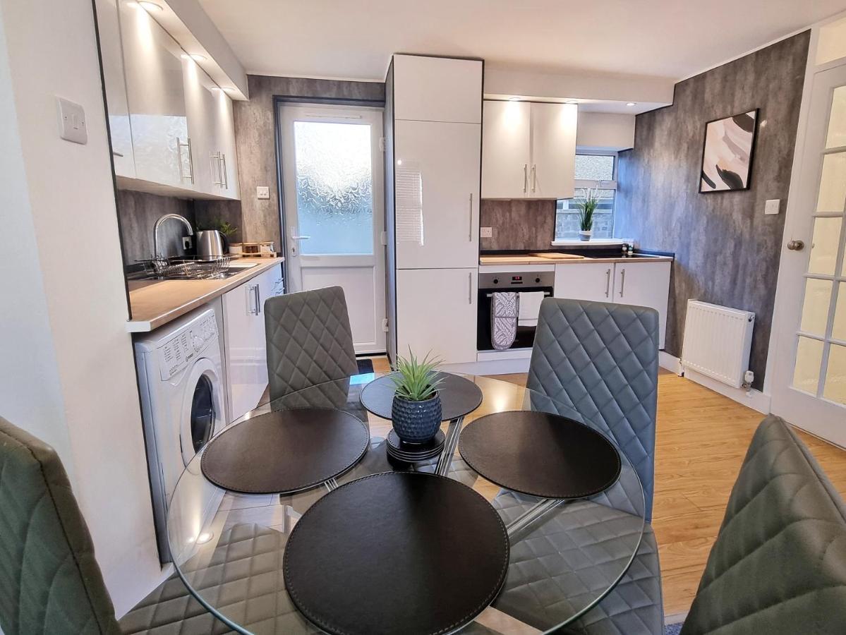 Cosy Apartment Nearby Train Station! Уотфорд Екстериор снимка