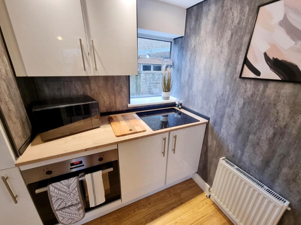 Cosy Apartment Nearby Train Station! Уотфорд Екстериор снимка