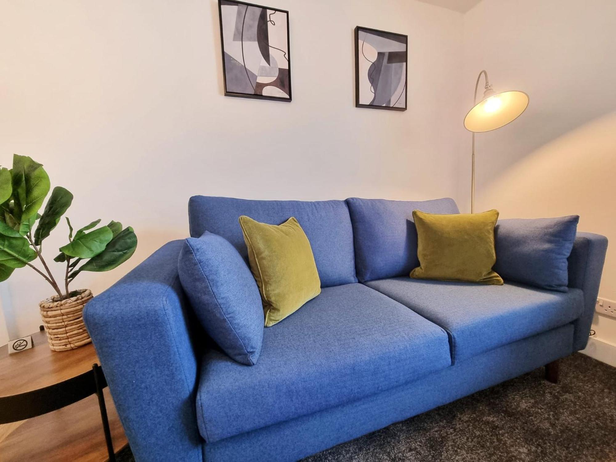 Cosy Apartment Nearby Train Station! Уотфорд Екстериор снимка